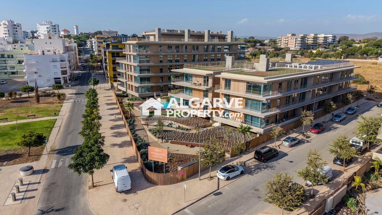 Apartamento T2 para Venda em Quarteira Foto 15
