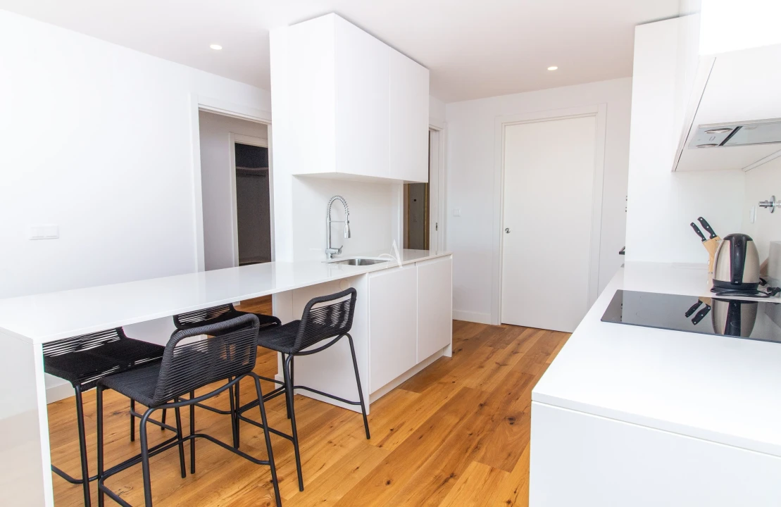 Apartamento T2 para Venda em Olhão Foto 9