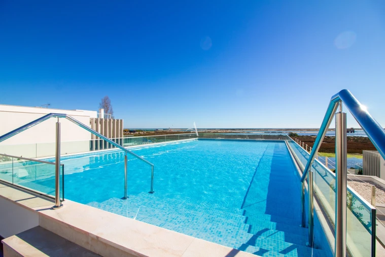 Apartamento T2 para Venda em Olhão Foto 5