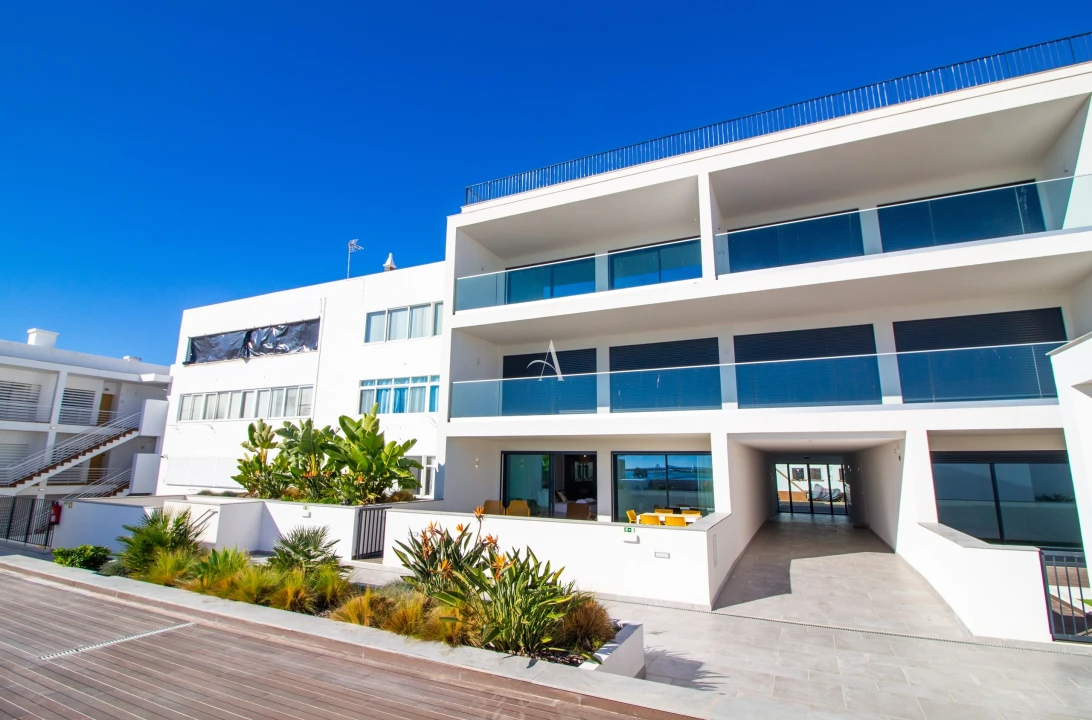 Apartamento T2 para Venda em Olhão Foto 2