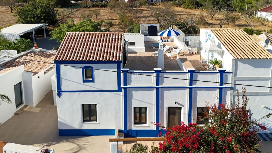 Moradia T3 para Venda em Olhão Foto 3