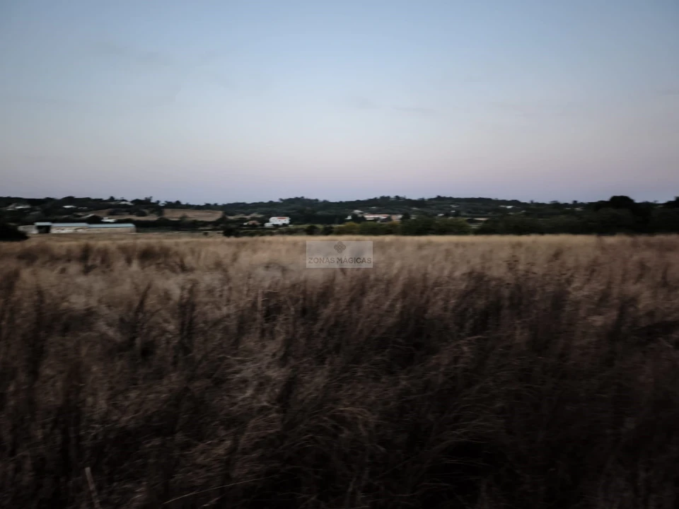 Terreno para Venda em Lagos (São Sebastião e Santa Maria) Foto 8