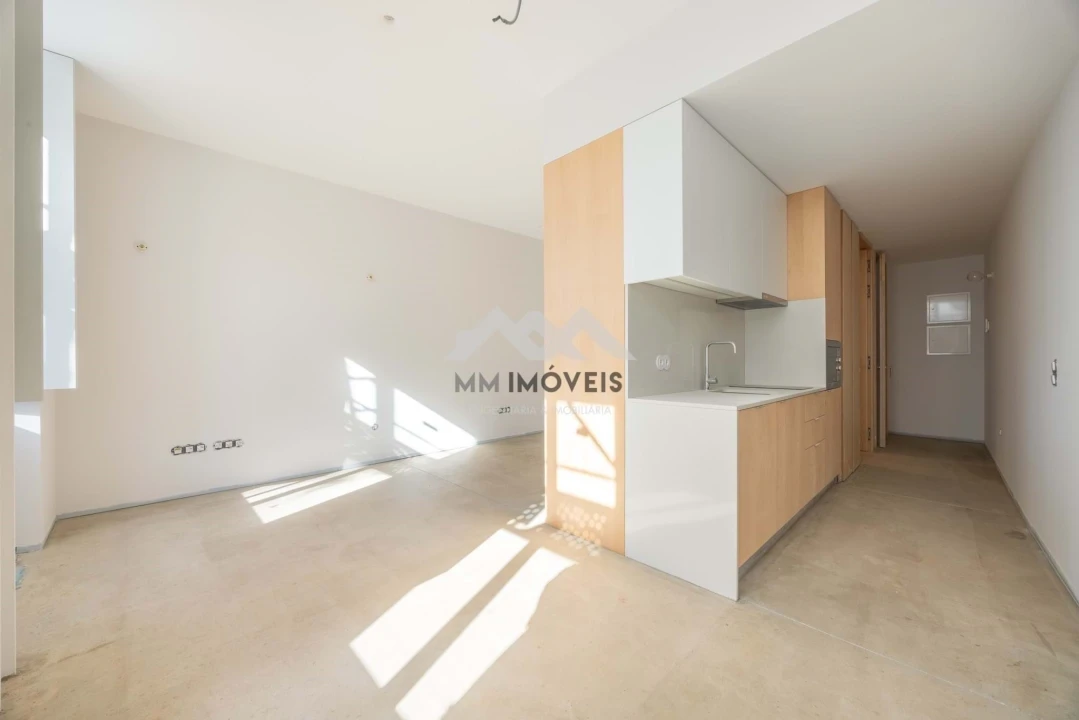 Apartamento T1 para Venda em Lordelo do Ouro e Massarelos Foto 12