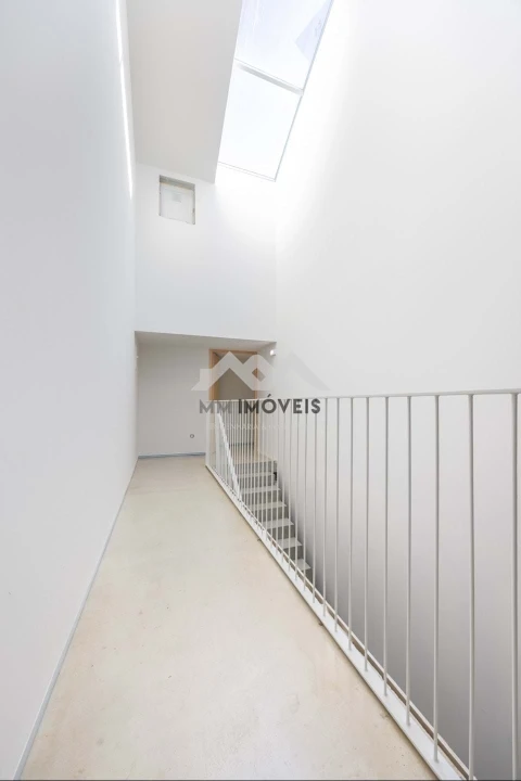 Apartamento para Venda em Lordelo do Ouro e Massarelos