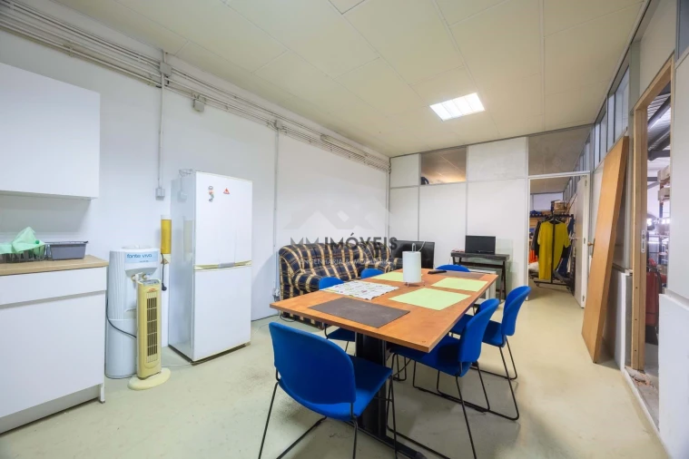 Armazém para Venda em Ermesinde Foto 13