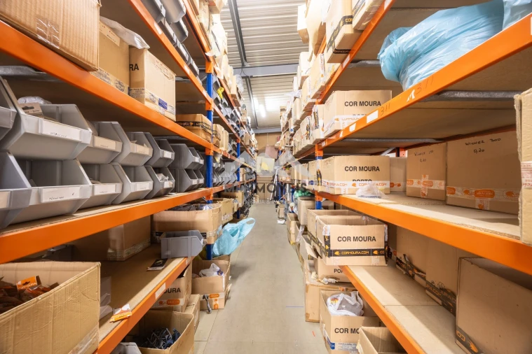 Armazém para Venda em Ermesinde Foto 15