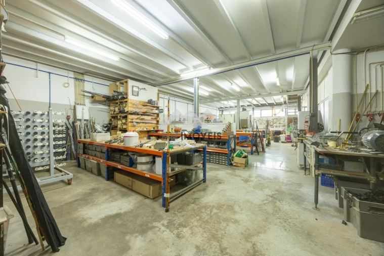 Armazém para Venda em Ermesinde Foto 8