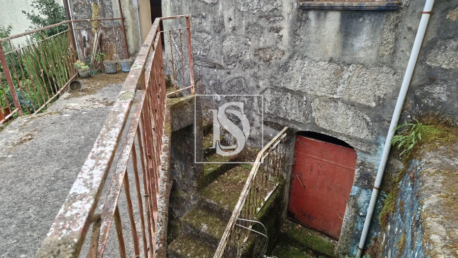 Moradia T3 para Venda em Ruivães e Campos Foto 13