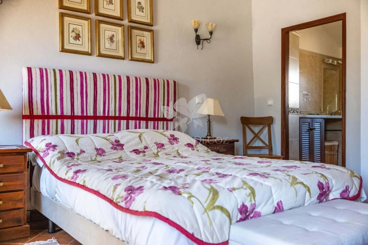 Quinta T4 para Venda em Olhão Foto 14