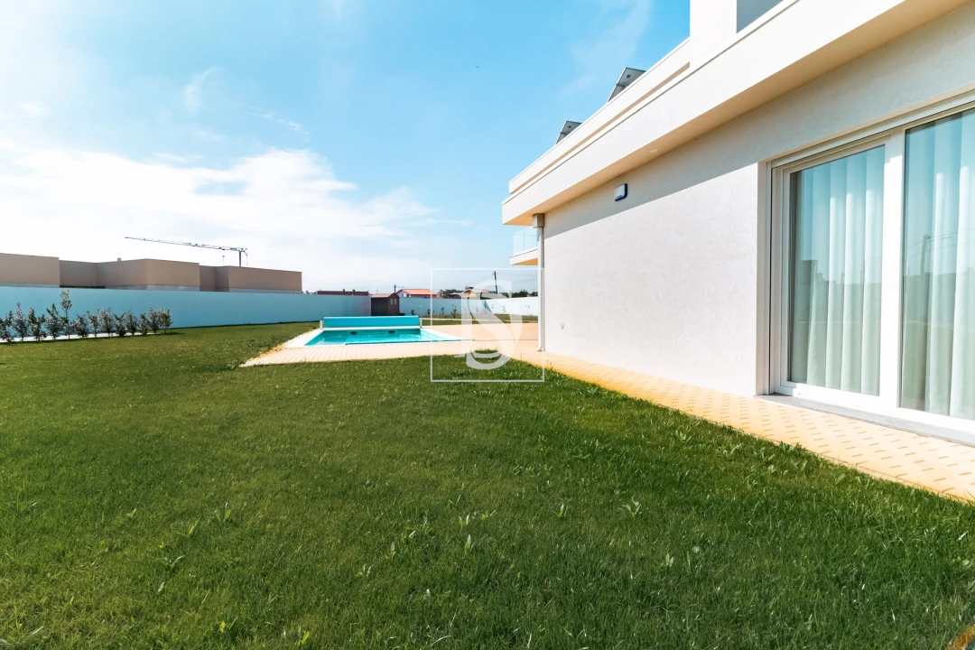 Moradia T3 para Venda em Gafanha da Encarnação Foto 44