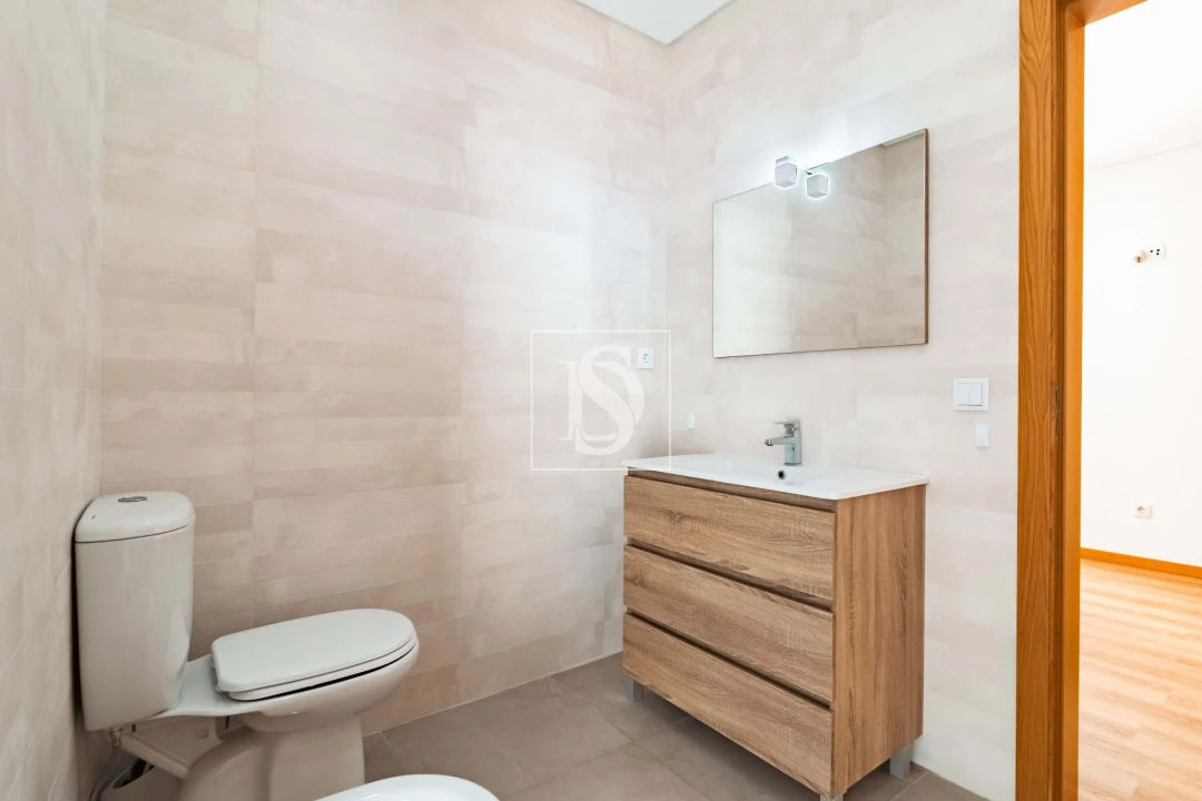 Moradia T3 para Venda em Gafanha da Encarnação Foto 37