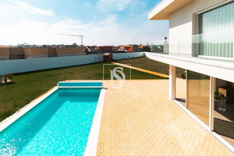 Moradia T3 para Venda em Gafanha da Encarnação Foto 39