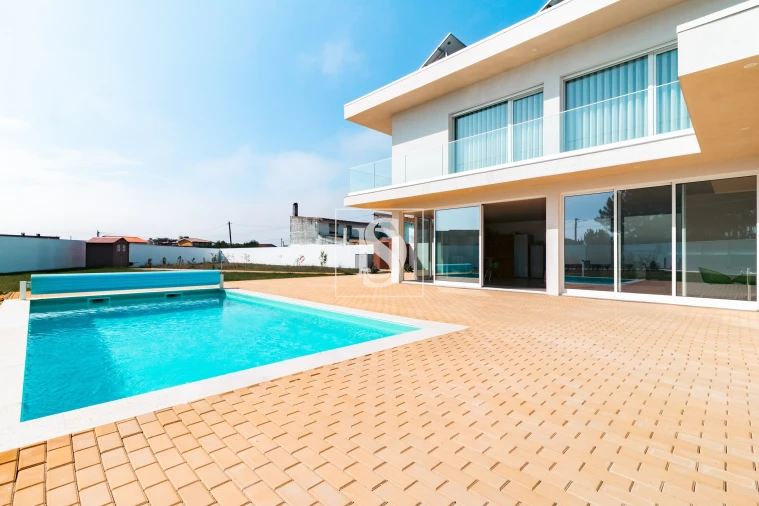 Moradia T3 para Venda em Gafanha da Encarnação Foto 49