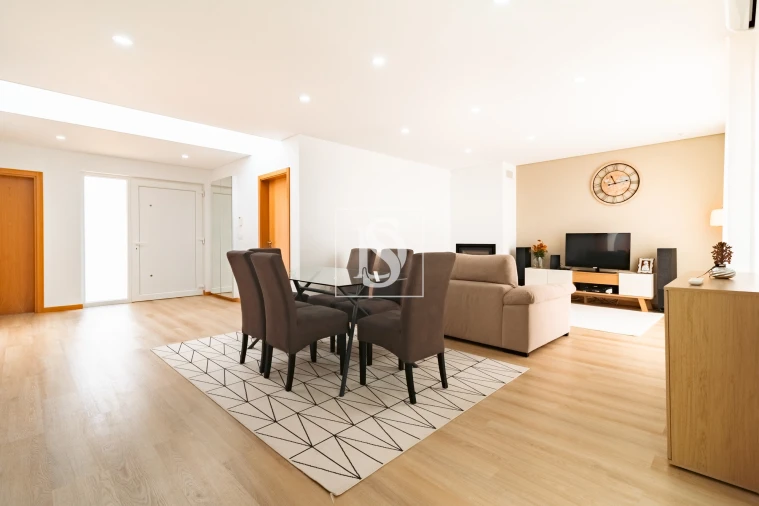 Moradia T3 para Venda em Gafanha da Encarnação Foto 13