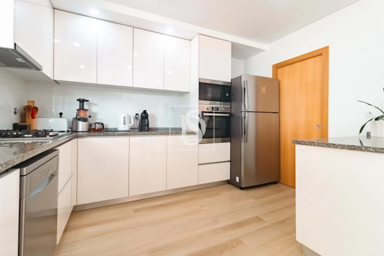 Moradia T3 para Venda em Gafanha da Encarnação Foto 8