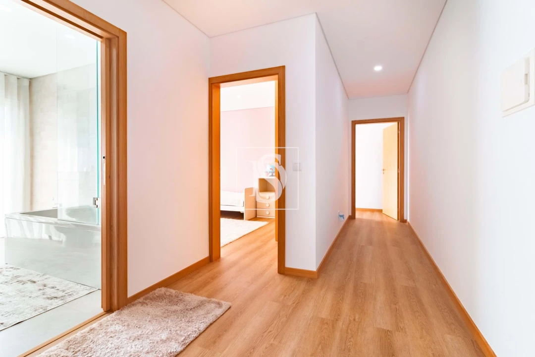 Moradia T3 para Venda em Gafanha da Encarnação Foto 27