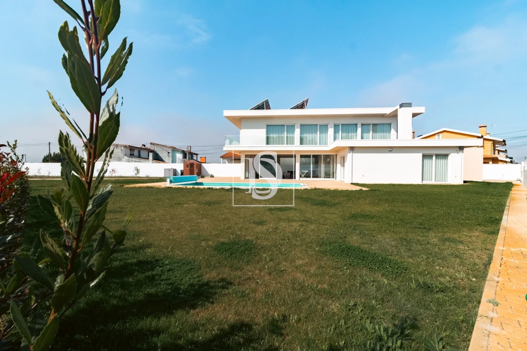 Moradia T3 para Venda em Gafanha da Encarnação Foto 46