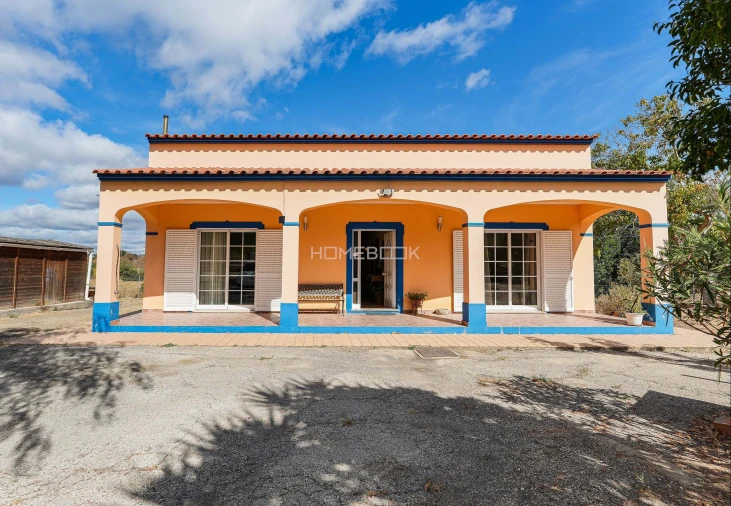 Quinta T3 para Venda em Olhão Foto 4