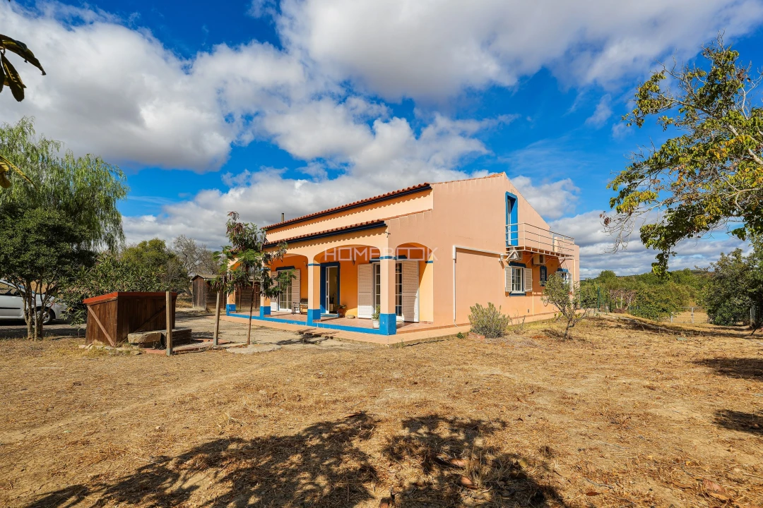 Quinta T3 para Venda em Olhão Foto 5