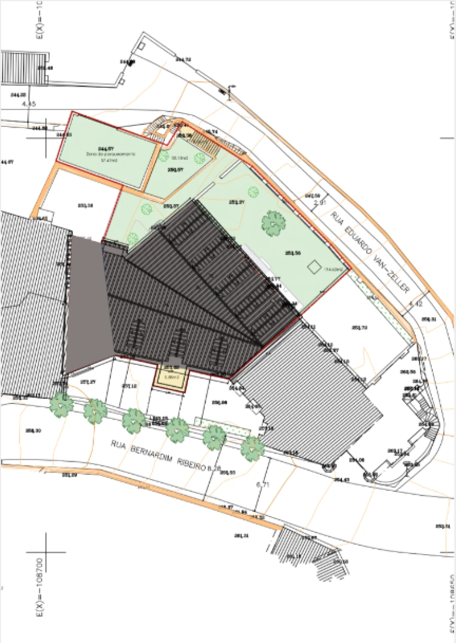 Moradia T10 para Venda em Agualva e Mira-Sintra Foto 120