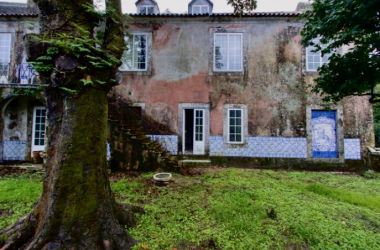 Moradia T10 para Venda em Agualva e Mira-Sintra Foto 23