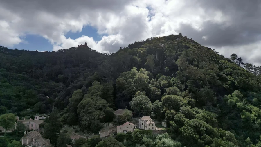 Moradia T10 para Venda em Agualva e Mira-Sintra Foto 8