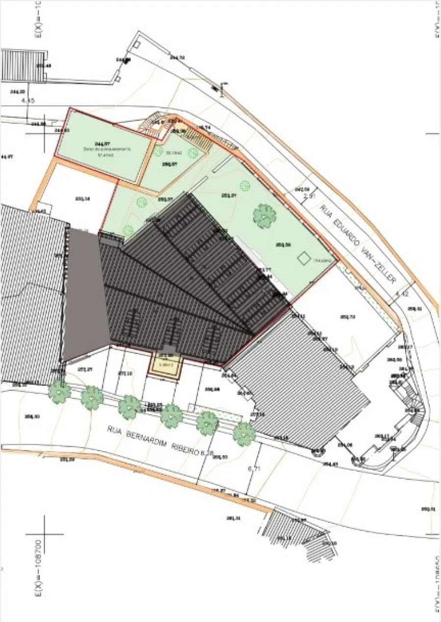 Moradia T10 para Venda em Agualva e Mira-Sintra Foto 118