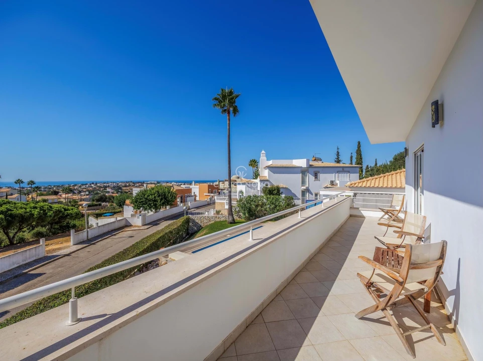 Moradia T4 para Venda em Albufeira e Olhos de Água Foto 29