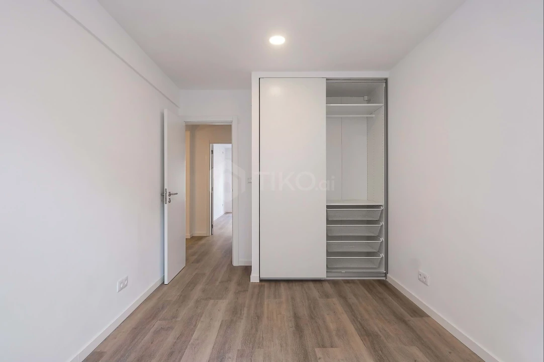 Apartamento T3 para Venda em Amora Foto 3