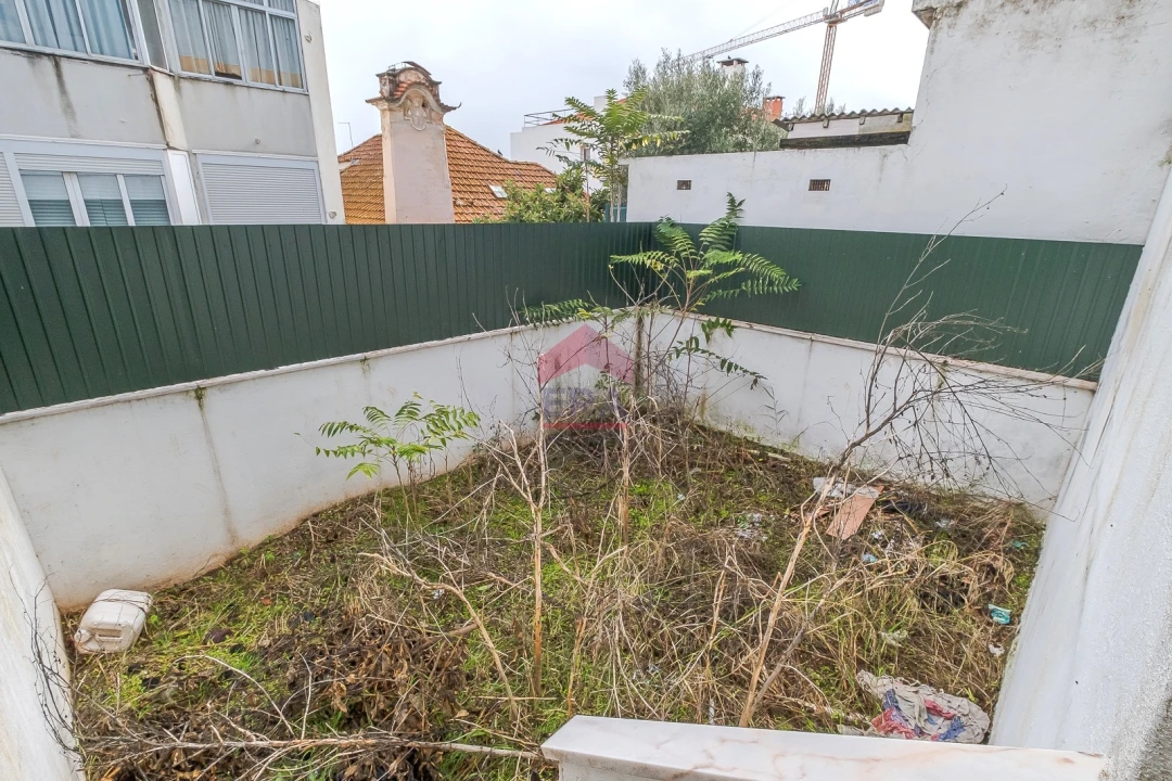 Apartamento T0 para Venda em Algés, Linda-A-Velha e Cruz Quebrada-Dafundo Foto 16