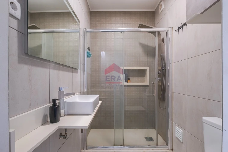 Apartamento T0 para Venda em Algés, Linda-A-Velha e Cruz Quebrada-Dafundo Foto 13