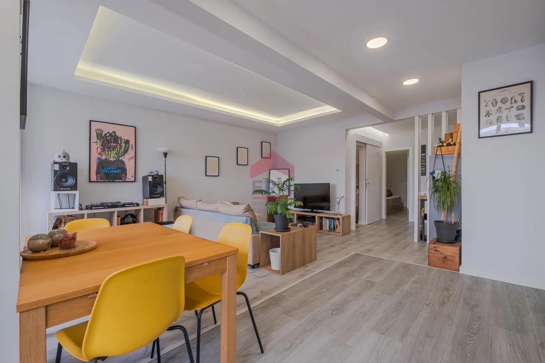 Apartamento T0 para Venda em Algés, Linda-A-Velha e Cruz Quebrada-Dafundo Foto 4