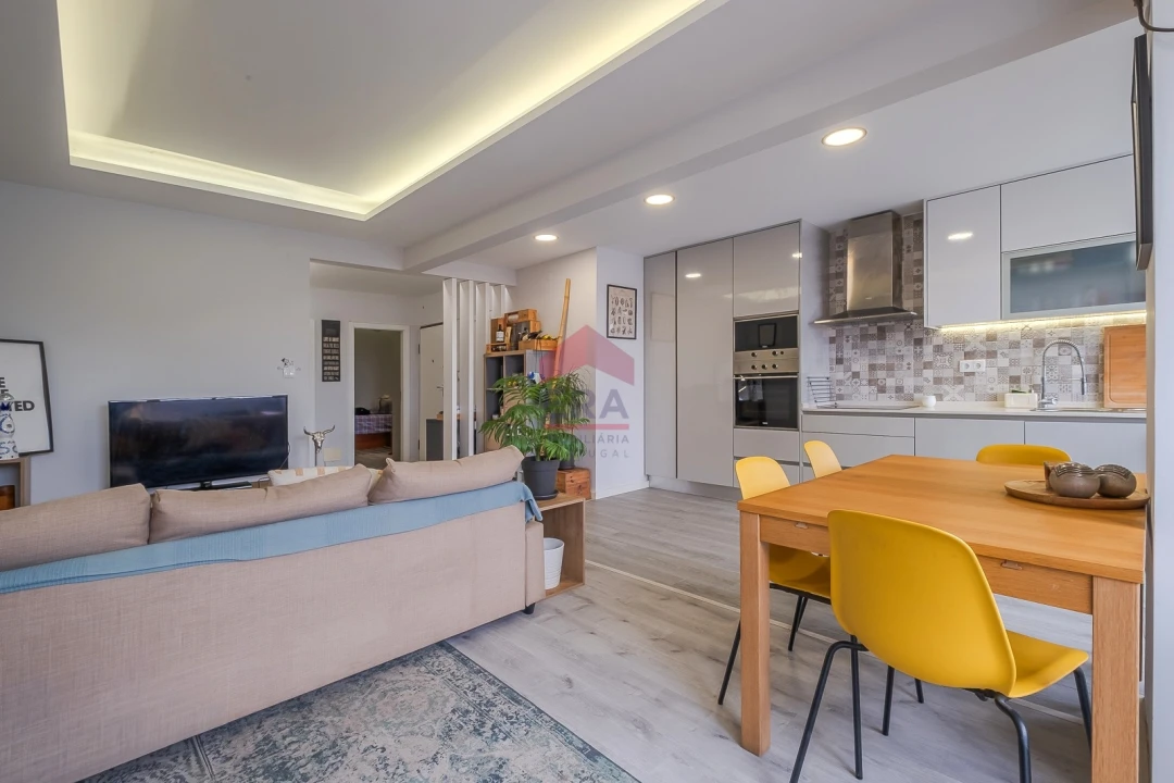 Apartamento T0 para Venda em Algés, Linda-A-Velha e Cruz Quebrada-Dafundo Foto 5