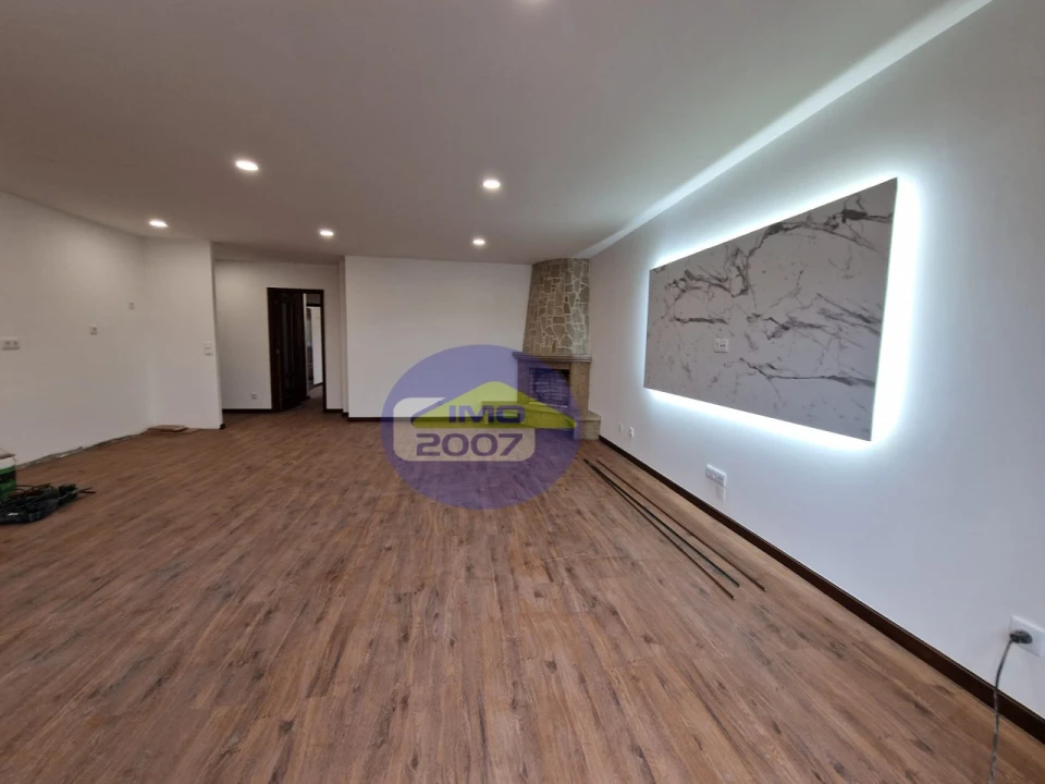 Apartamento T3 para Venda em São João de Ver Foto 8