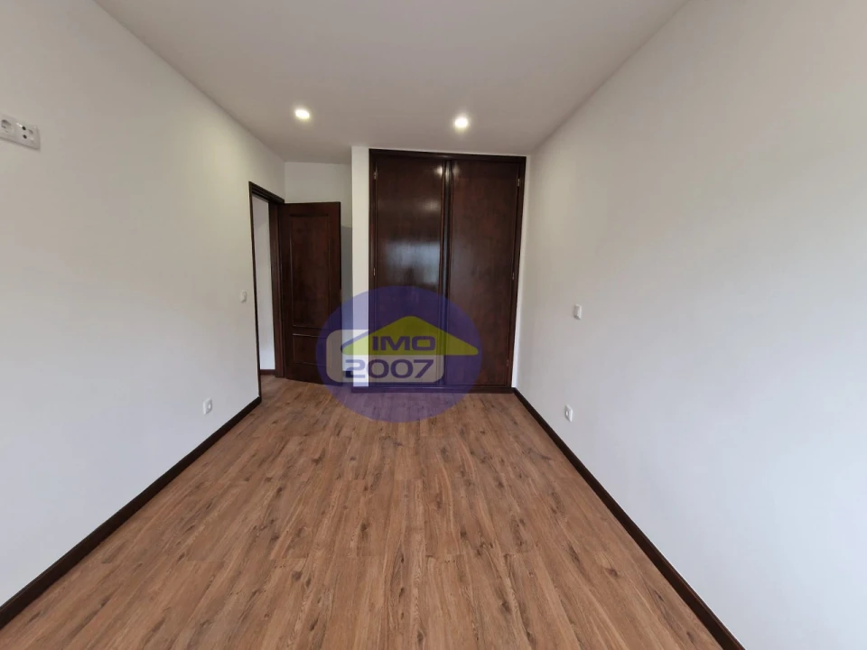 Apartamento T3 para Venda em São João de Ver Foto 11