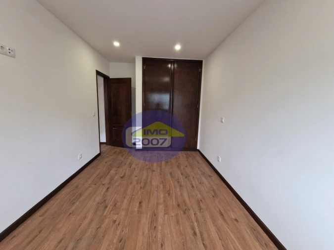 Apartamento T3 para Venda em São João de Ver Foto 11