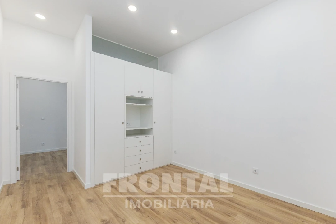 Moradia T4 para Venda em Gondomar (São Cosme), Valbom e Jovim Foto 14