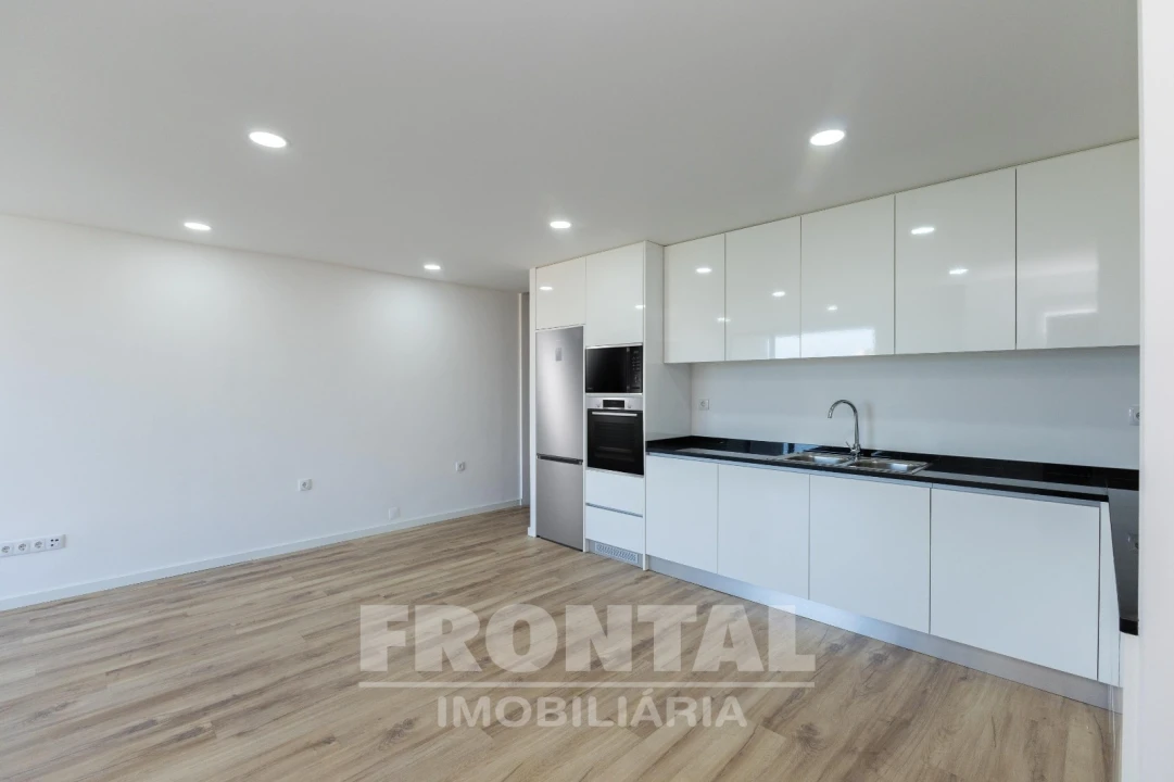 Moradia T4 para Venda em Gondomar (São Cosme), Valbom e Jovim Foto 8