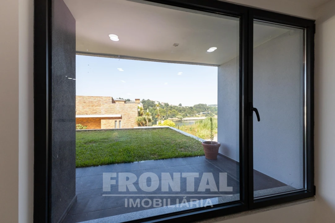 Moradia T4 para Venda em Gondomar (São Cosme), Valbom e Jovim Foto 17