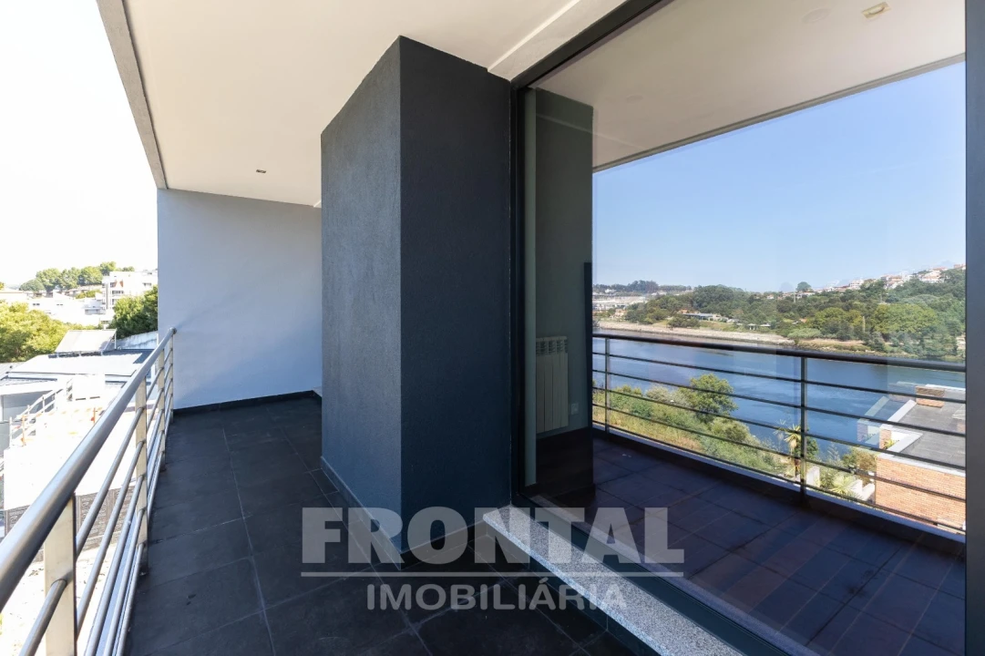 Moradia T4 para Venda em Gondomar (São Cosme), Valbom e Jovim Foto 34