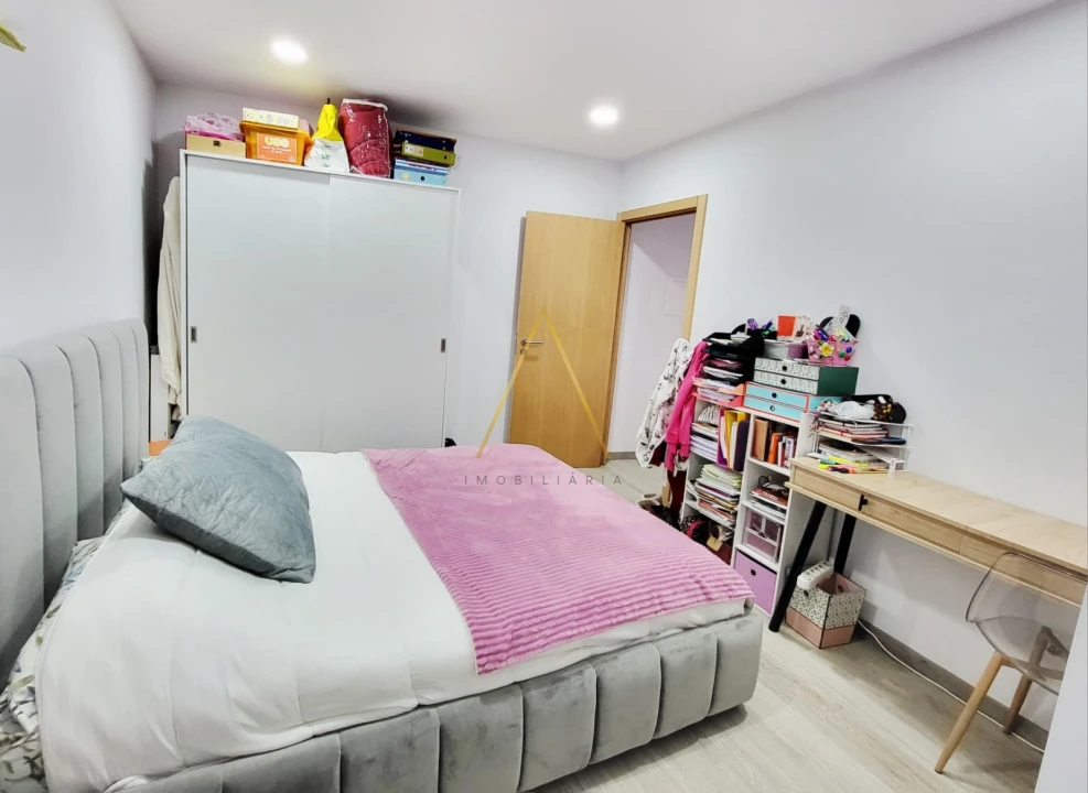 Moradia T3 para Venda em Campo Foto 16