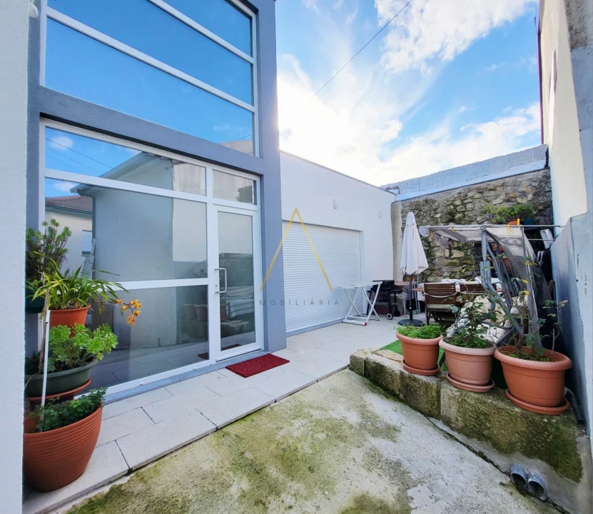 Moradia T3 para Venda em Campo Foto 1