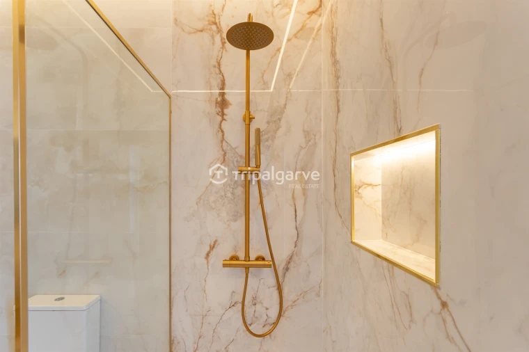 Moradia T4 para Venda em São Brás de Alportel Foto 16