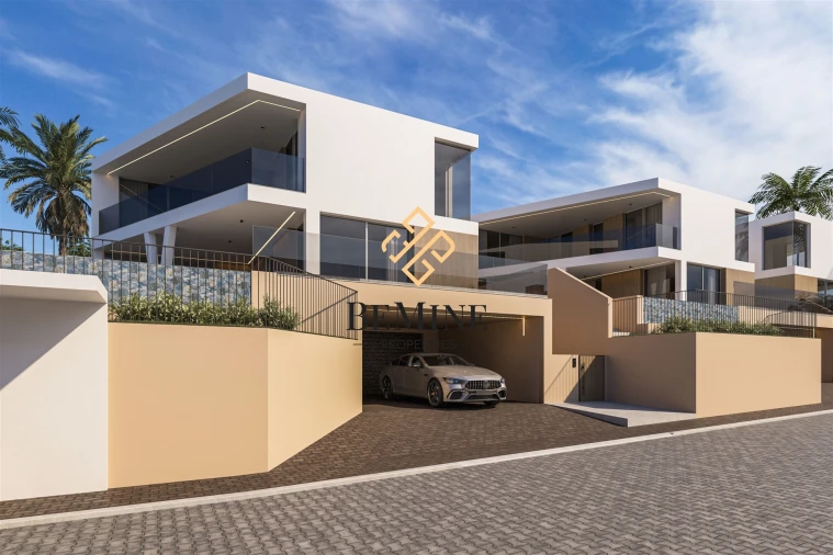 Moradia T4 para Venda em Caniço Foto 19