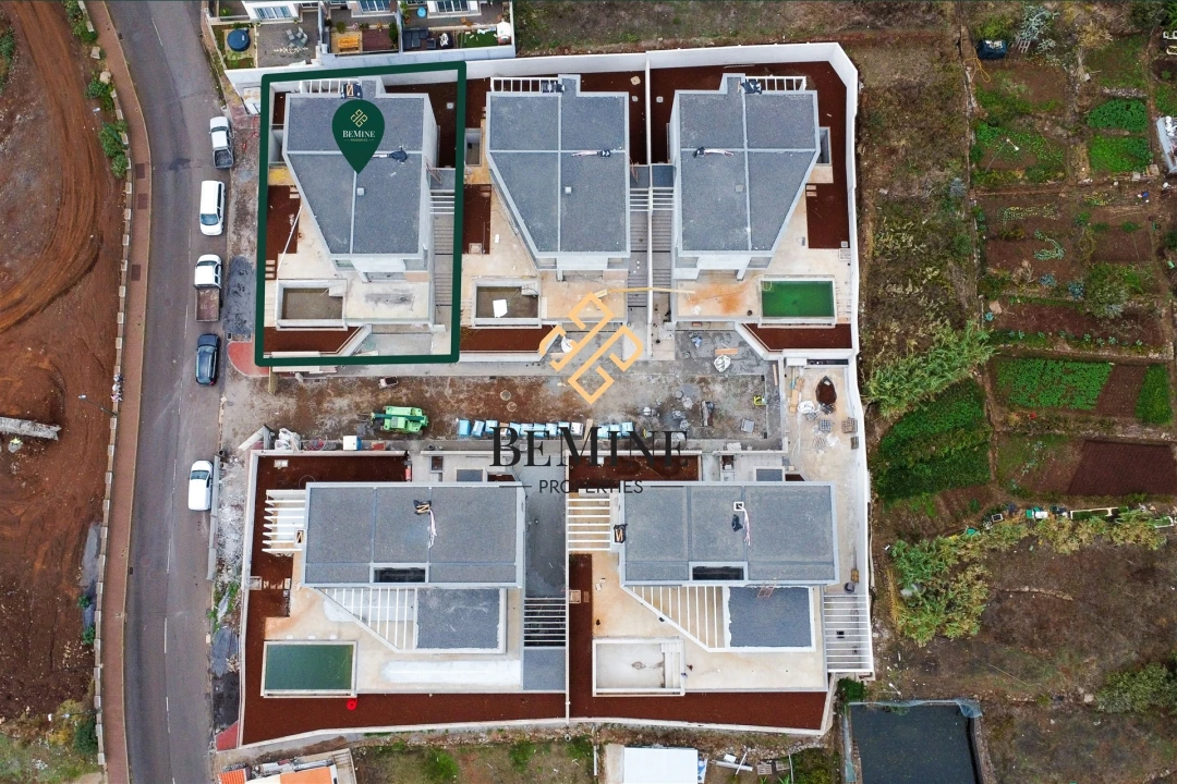 Moradia T3 para Venda em Caniço Foto 2