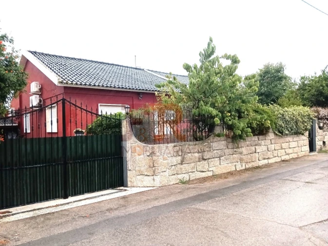 Moradia T7 para Venda em Azeitão (São Lourenço e São Simão) Foto 5