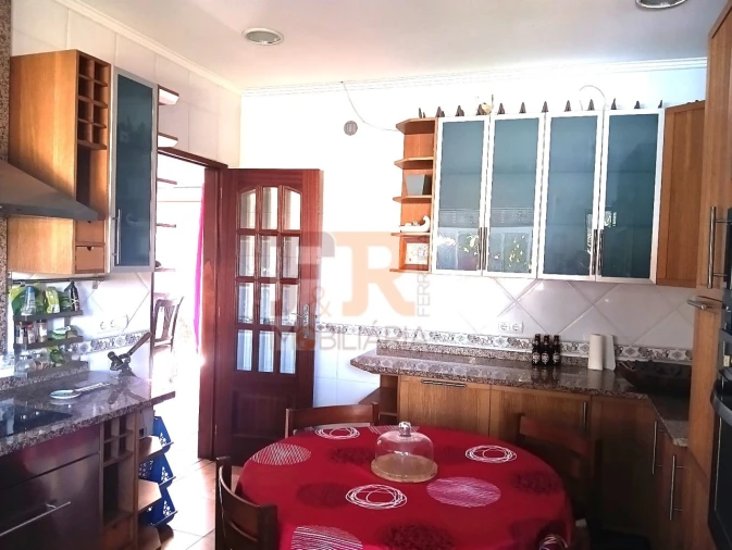 Moradia T7 para Venda em Azeitão (São Lourenço e São Simão) Foto 37