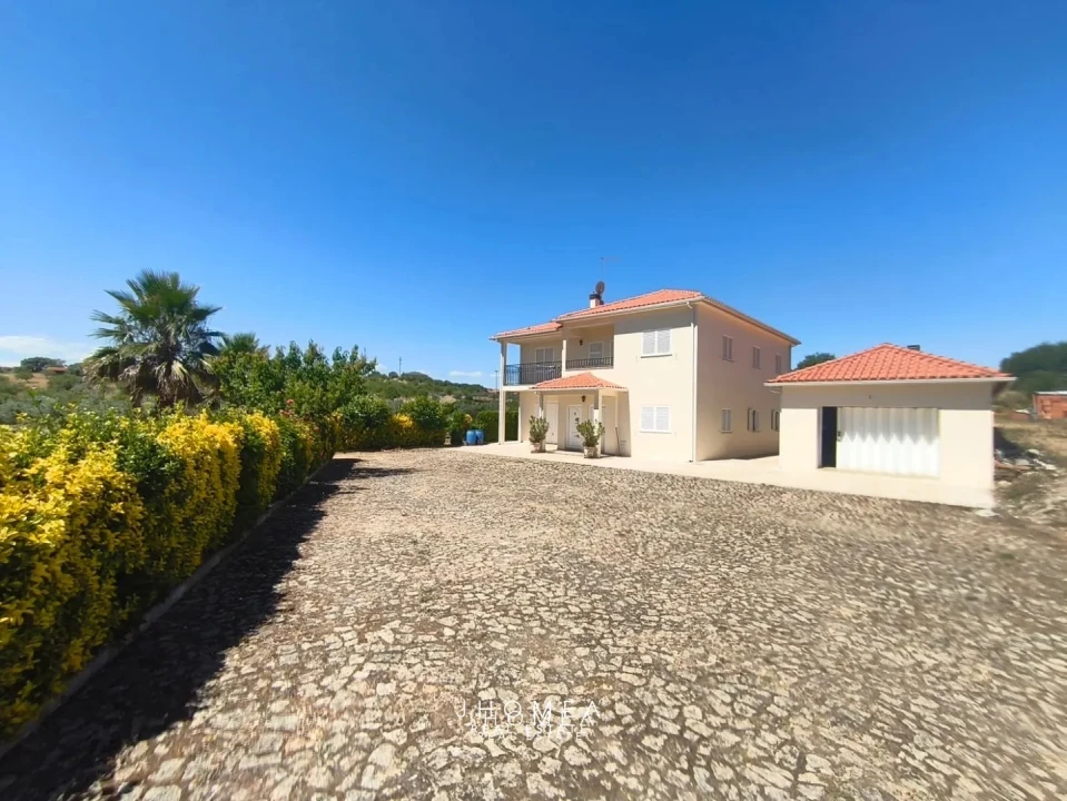 Moradia T3 para Venda em Vila Nova de Foz Côa Foto 21