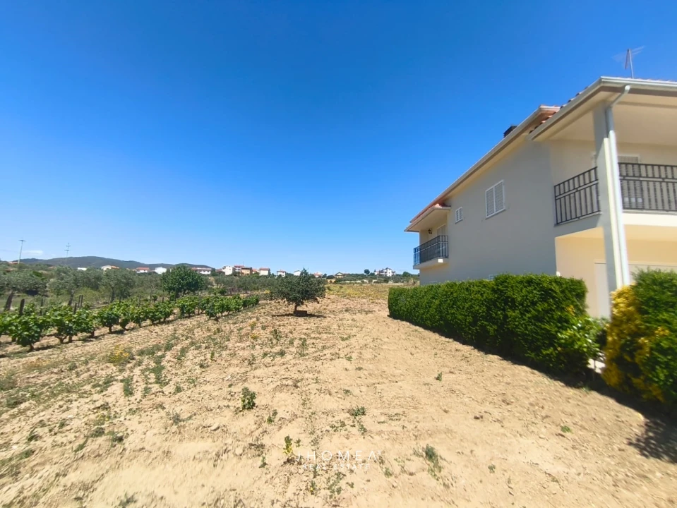 Moradia T3 para Venda em Vila Nova de Foz Côa Foto 14