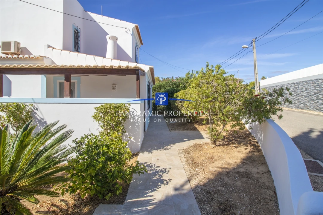 Moradia T3 para Venda em Lagoa e Carvoeiro Foto 3